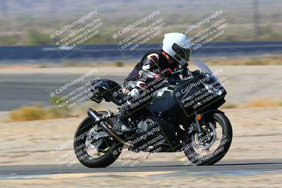 media/Apr-10-2022-SoCal Trackdays (Sun) [[f104b12566]]/Turn 14 (10am)/